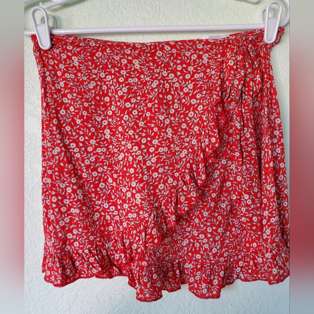 Hello Molly Red Floral Faux Wrap Skirt, size M